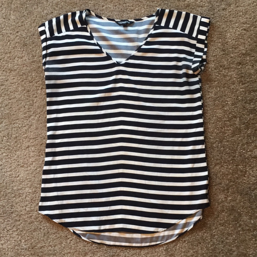 Black and white striped T-shirt